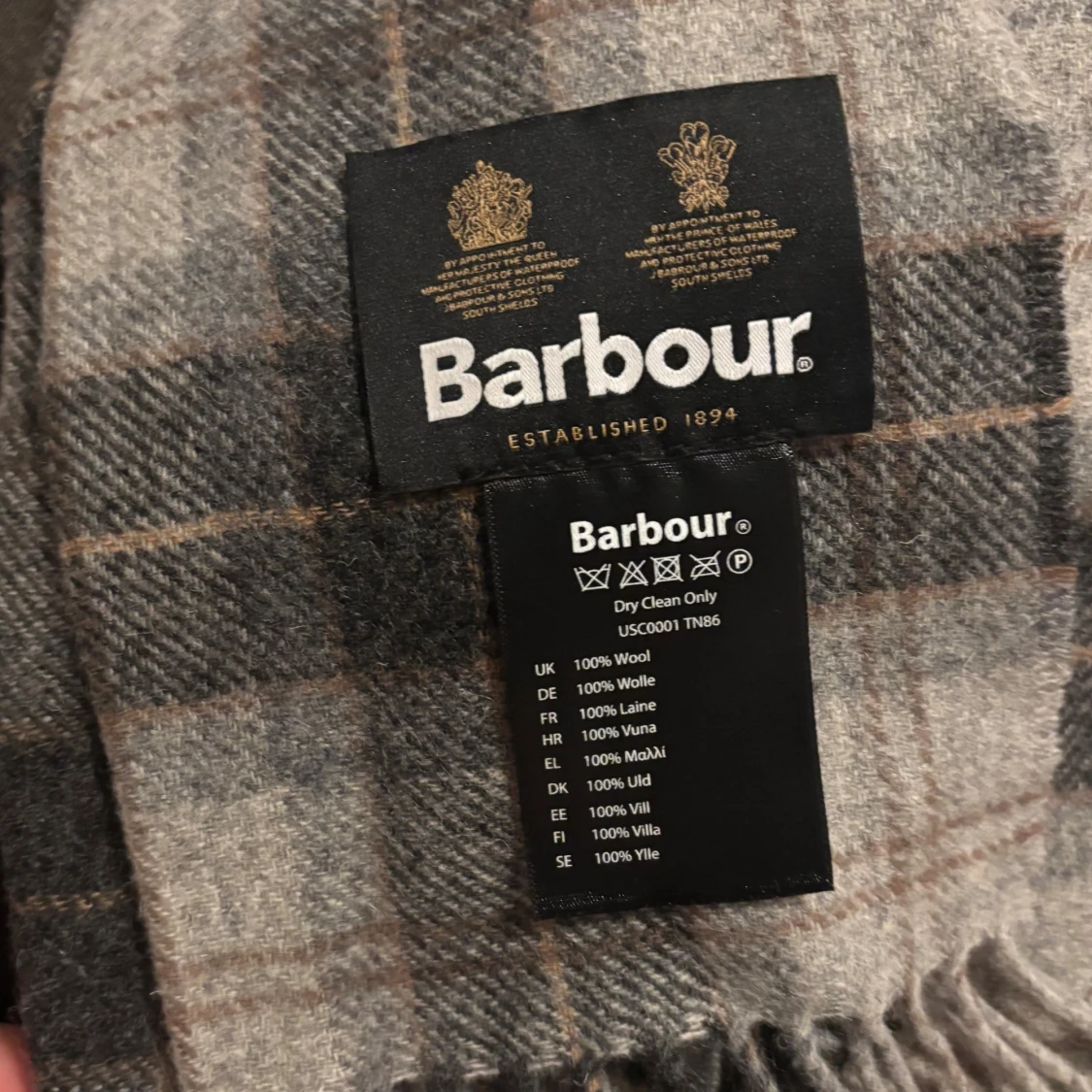 Rutig grå halsduk från Barbour - 2