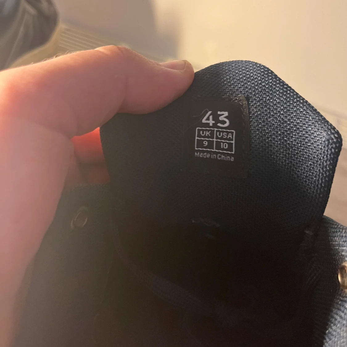 Mörkblå sneakers från Colmar, strl 43 - 2