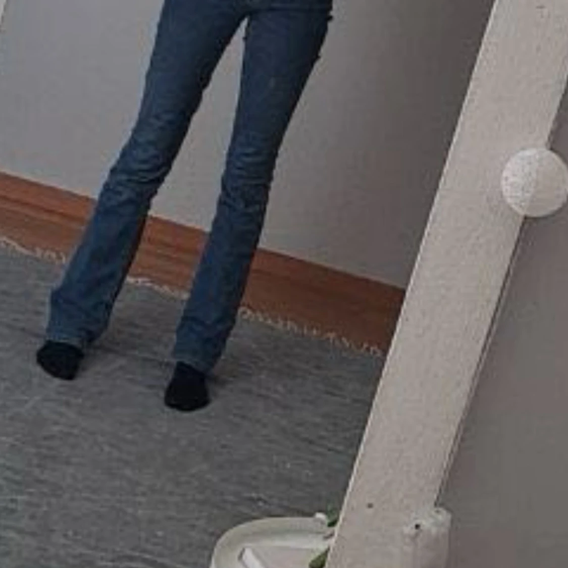 Blå bootcut jeans från zara 