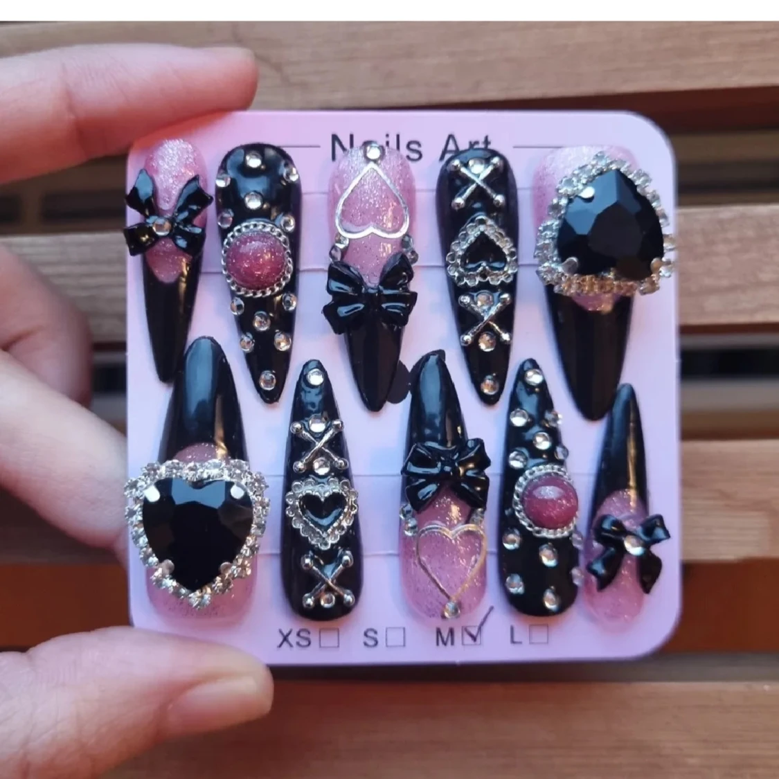 Handmade Gothic lösnaglar Strl M - 1