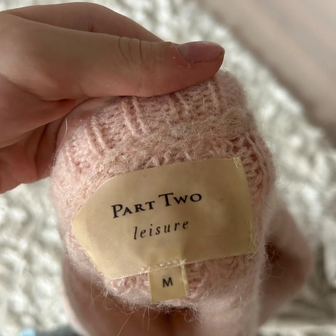 Stickad v- ringad tröja - 2