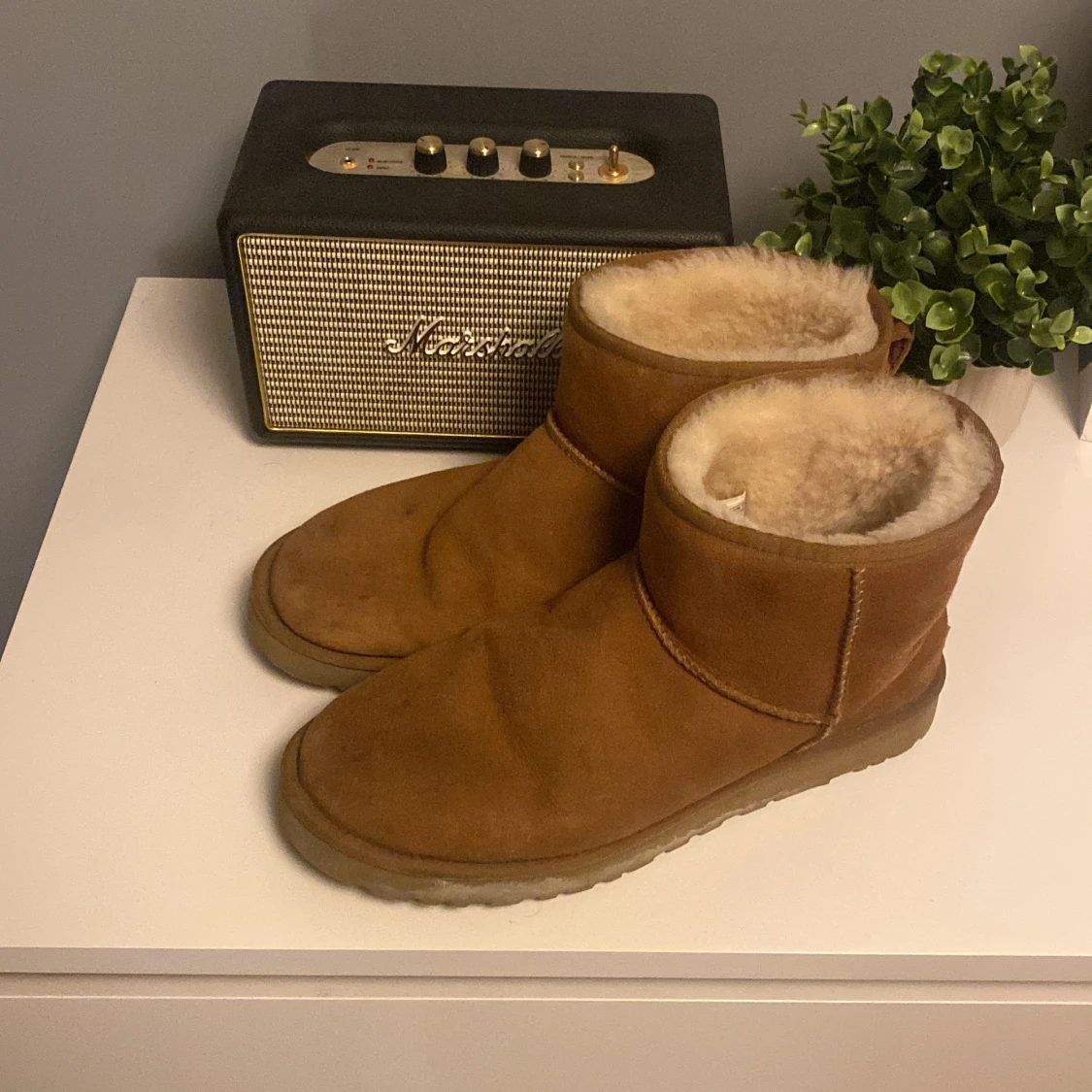 Uggs  - 1