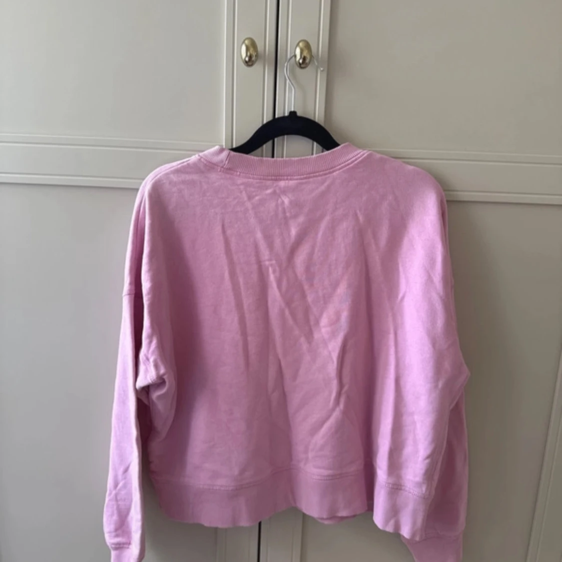 Ljusrosa sweatshirt med loose fit - 2