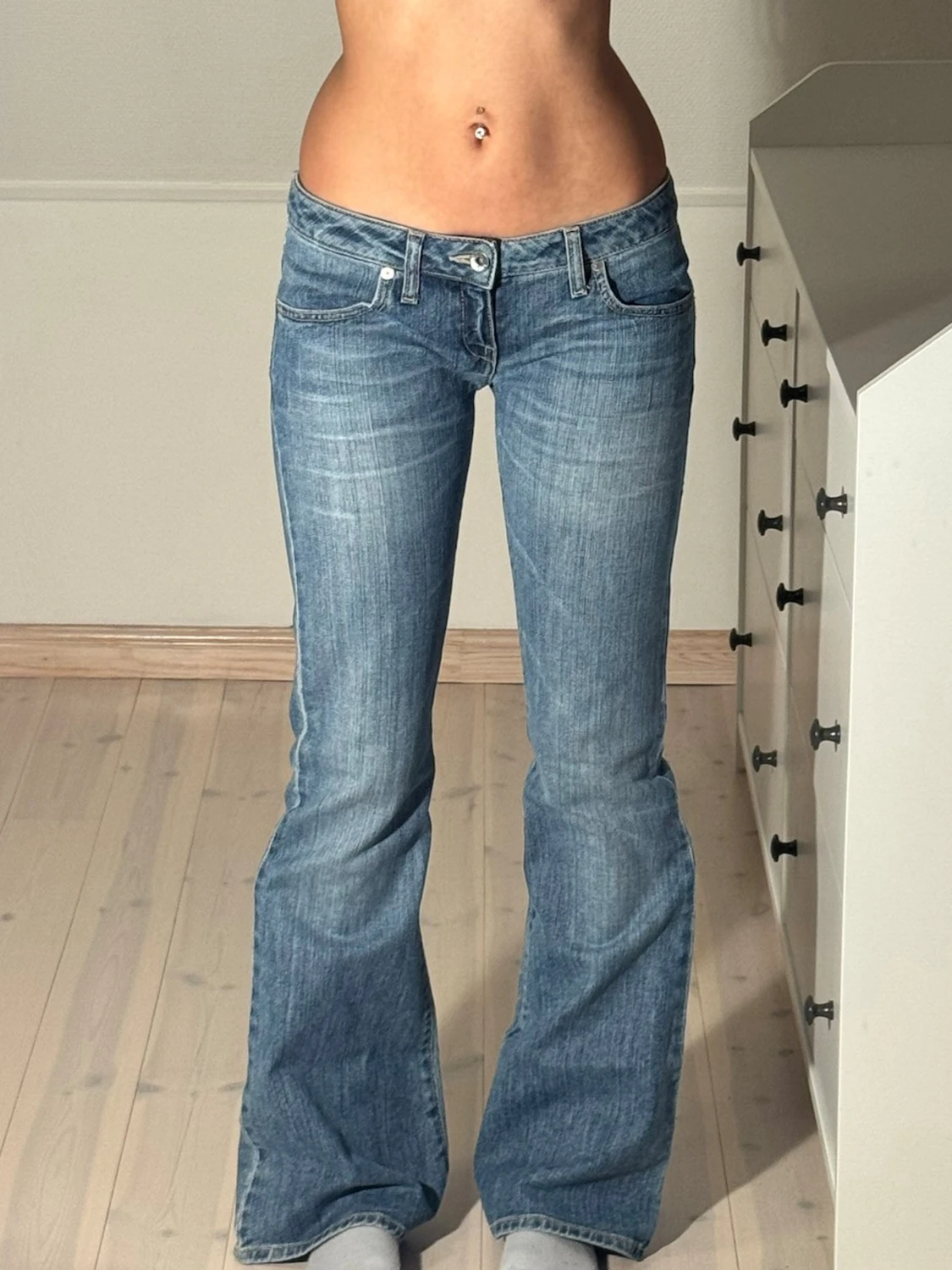 Lågmidjade bootcut jeans 
