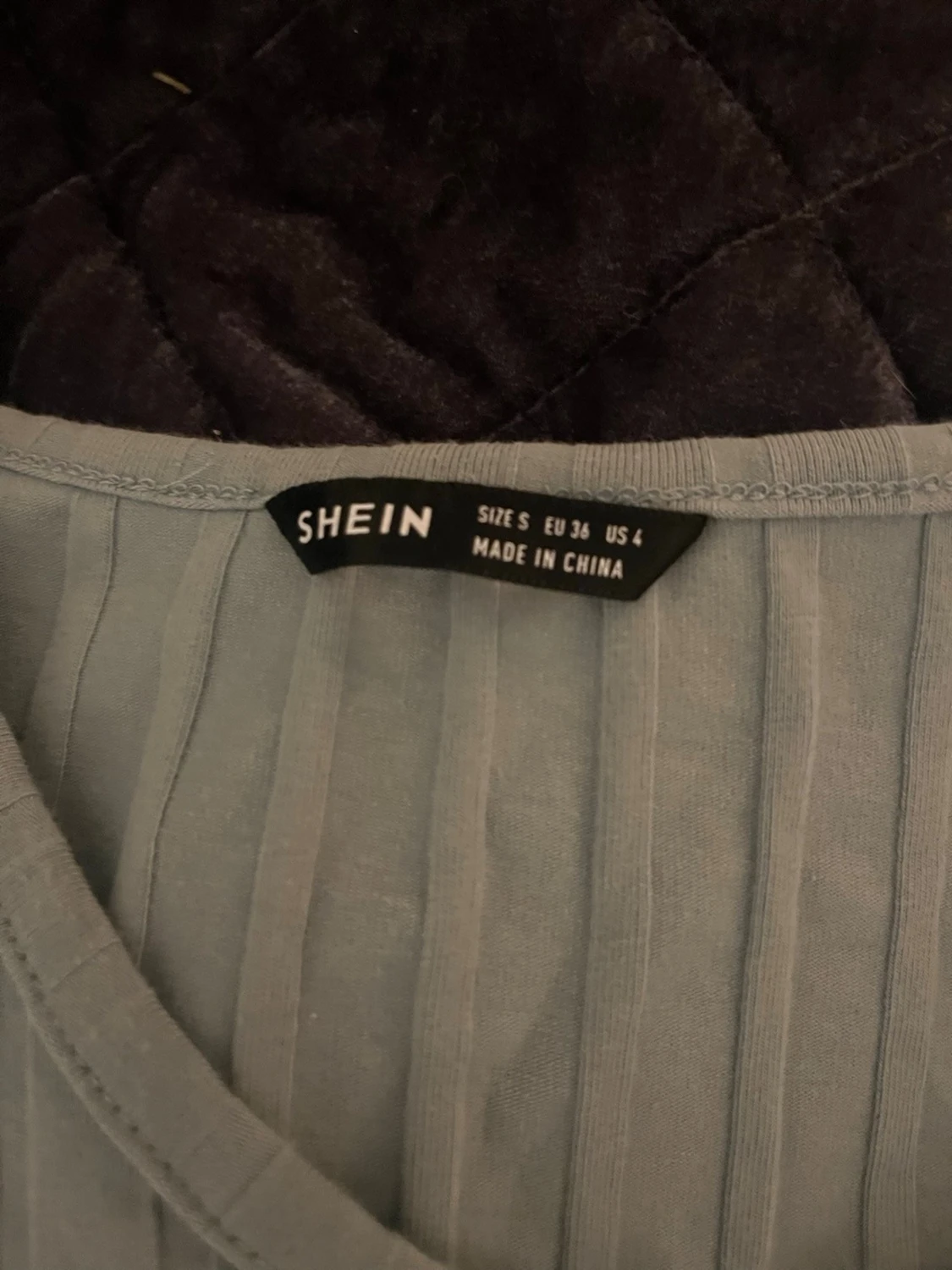 Grön ribbad croppad topp från SHEIN - 2