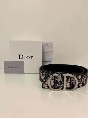 dior bälte - Oanvänd, skickas inom kort tid (låda ingår ej)