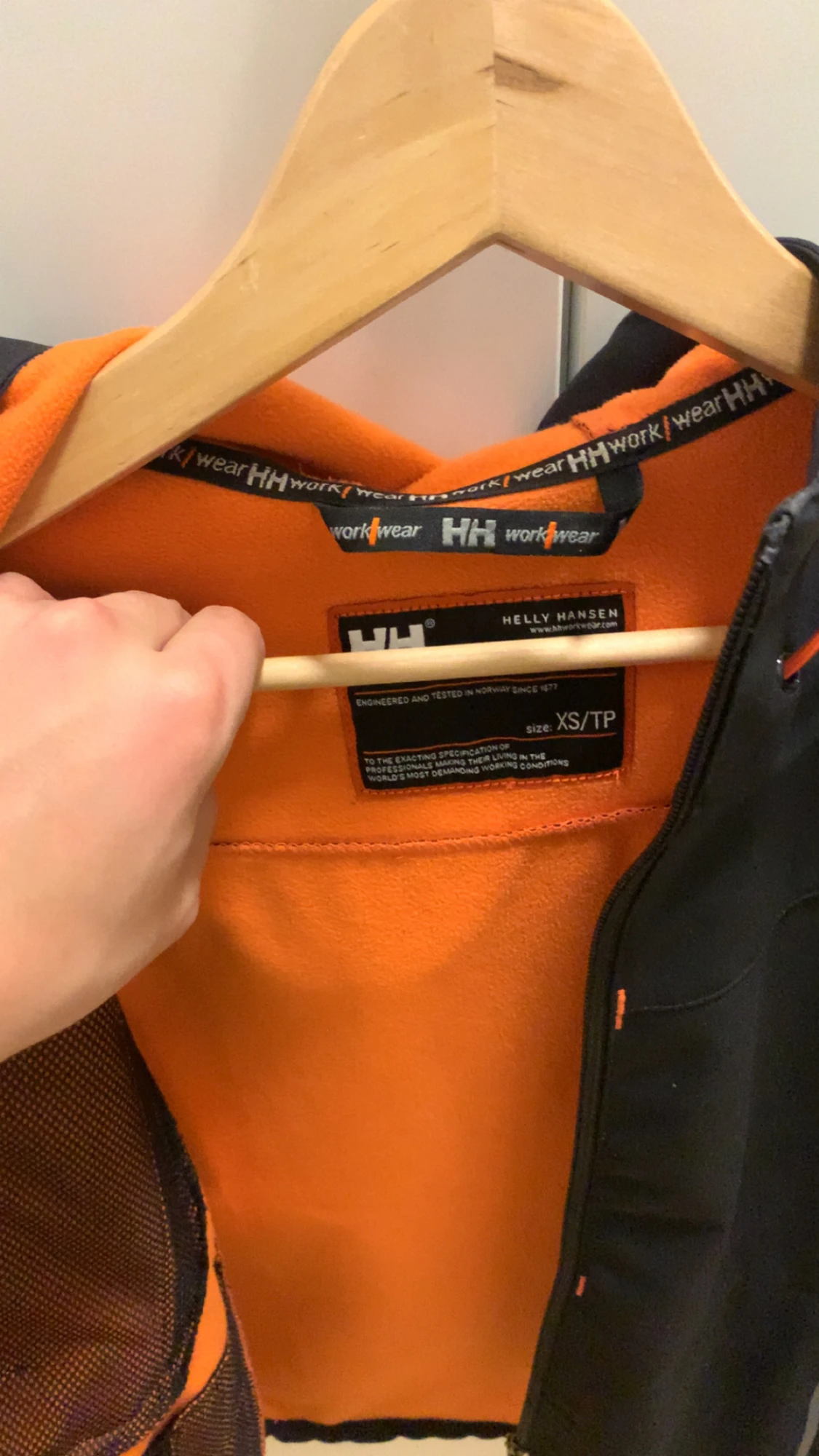 Helly Hansen vindjacka  - 2