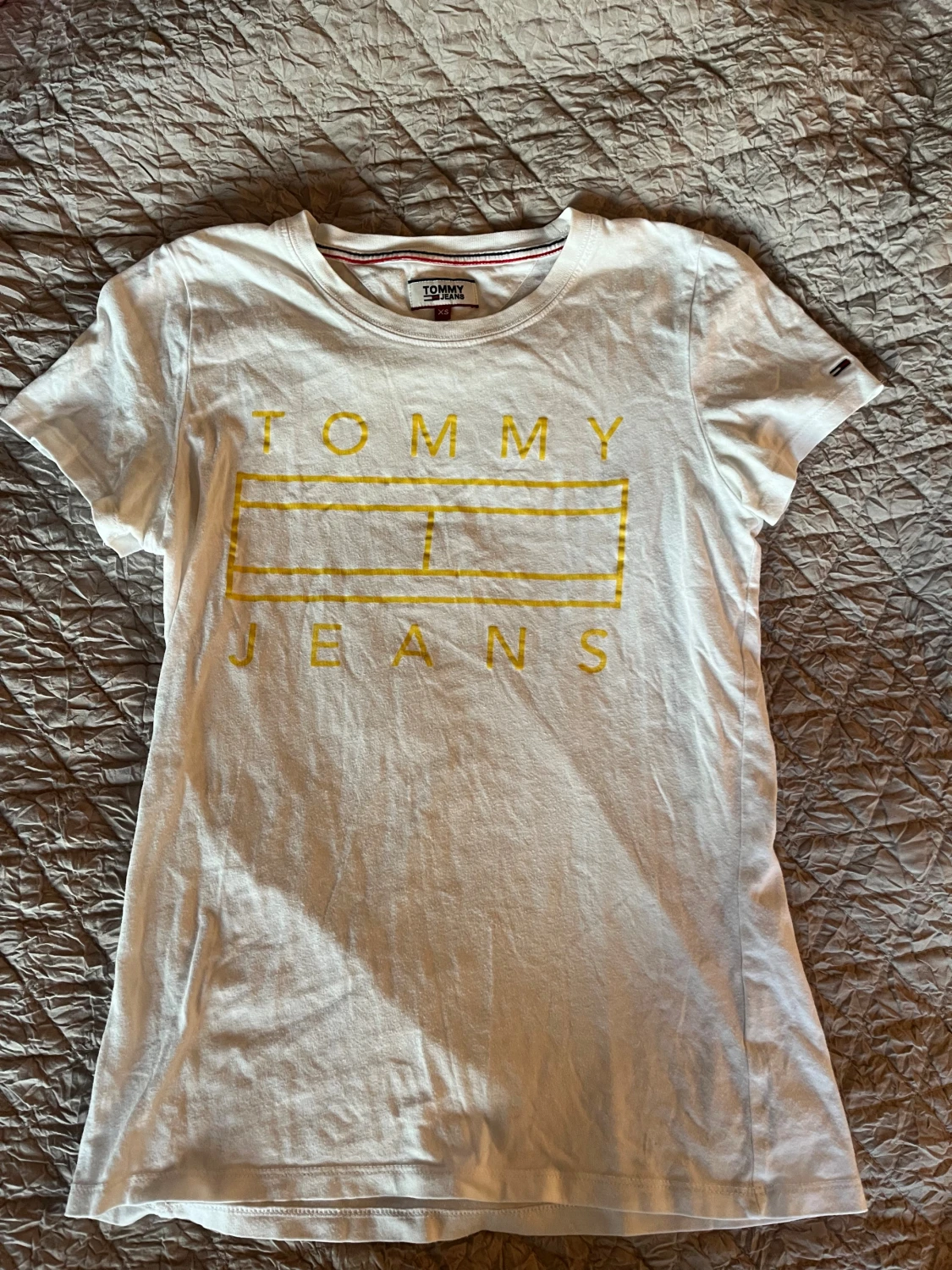 Vit t-shirt Tommy Jeans XS - 2