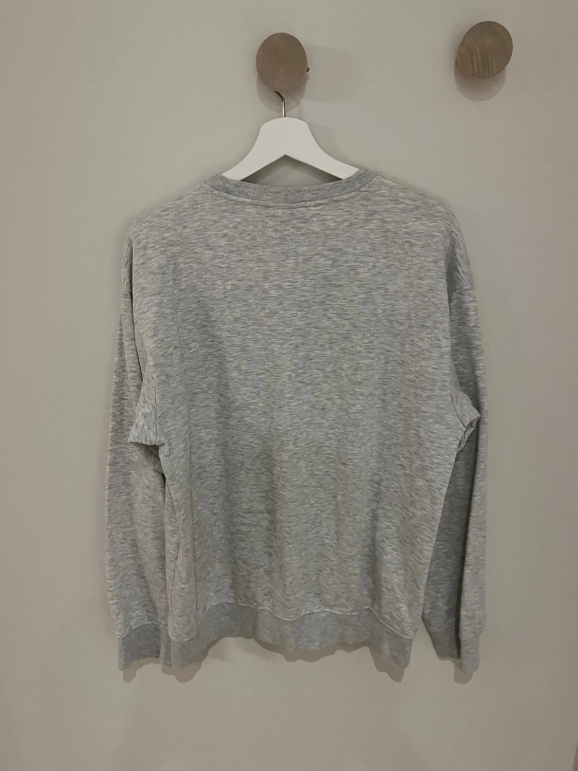 Grå sweatshirt från H&M - 2