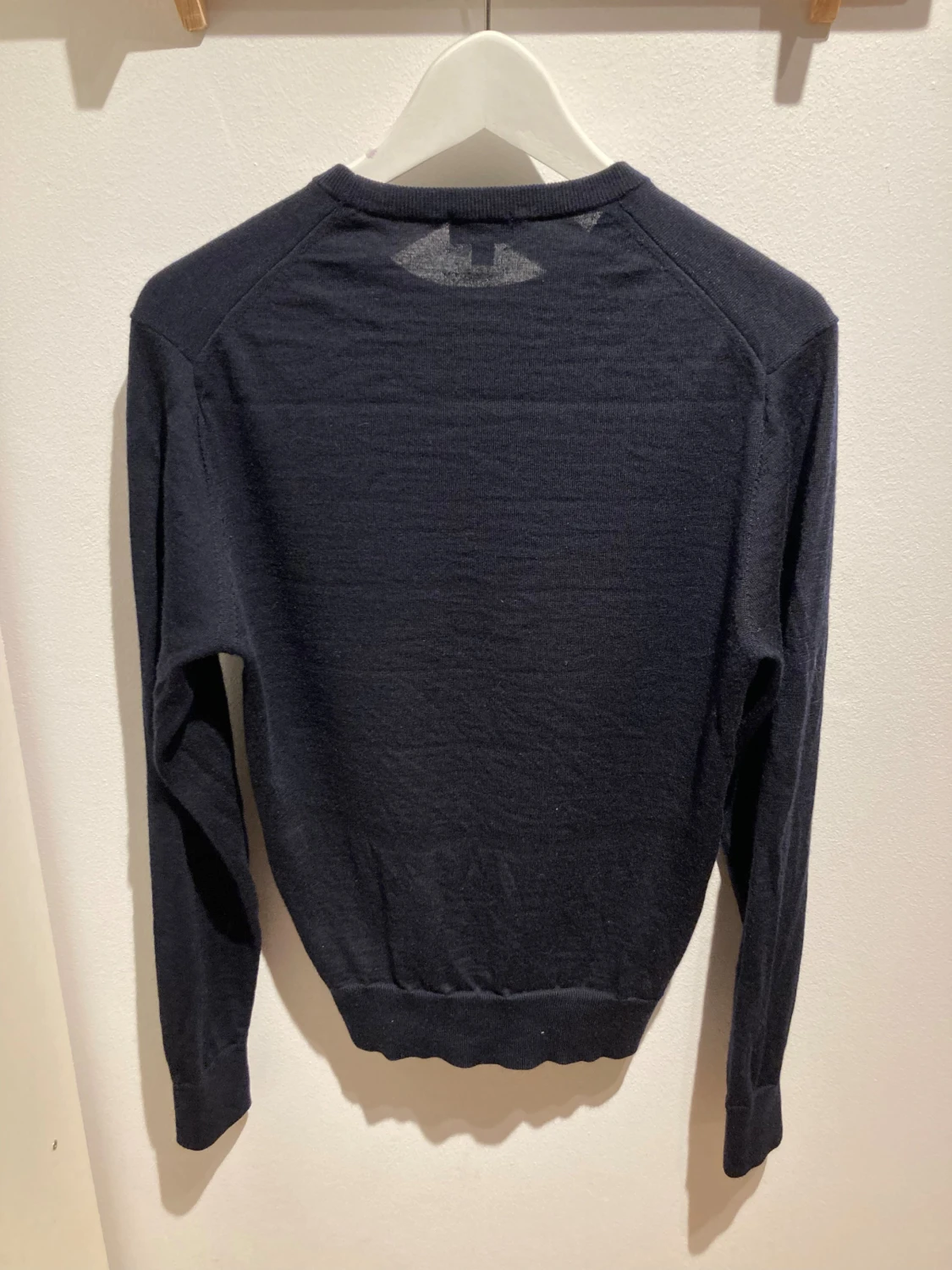 Mörkblå stickad tröja från Uniqlo - 2