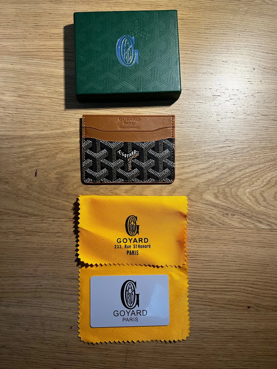 Brun plånbok/korthållare  - 1