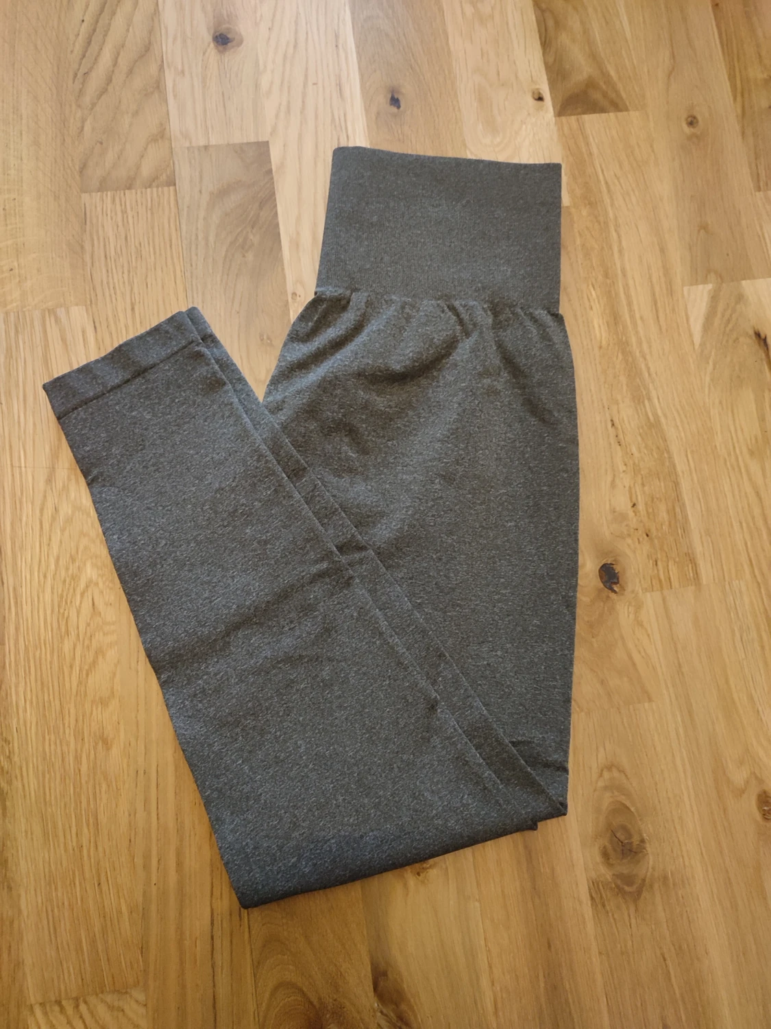 Khaki Leggings i Storlek S - 4