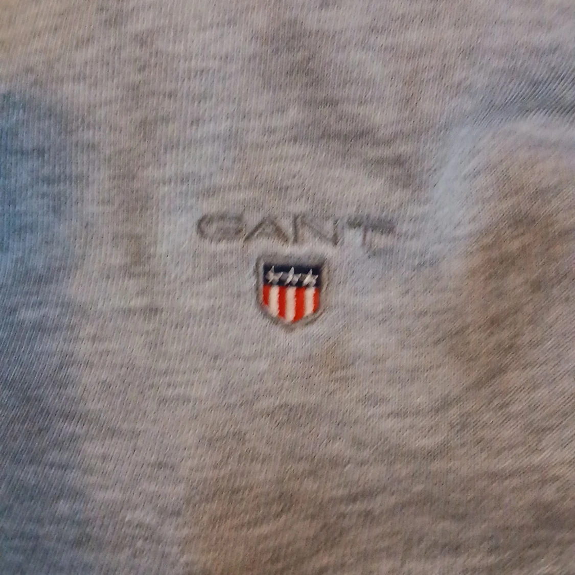 Grå half zip sweatshirt från GANT - 1