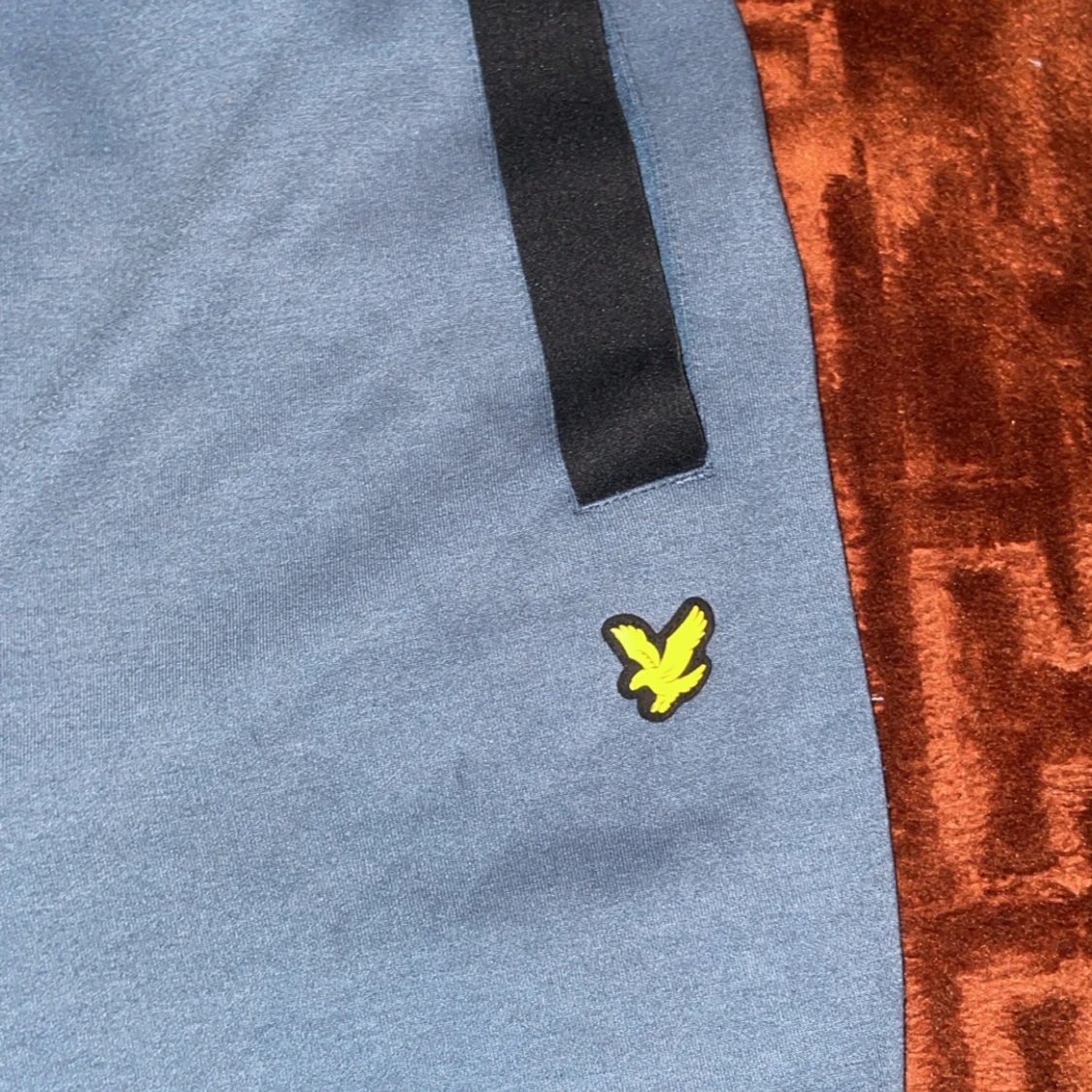 Blå mjukisbyxor från Lyle & Scott - 1