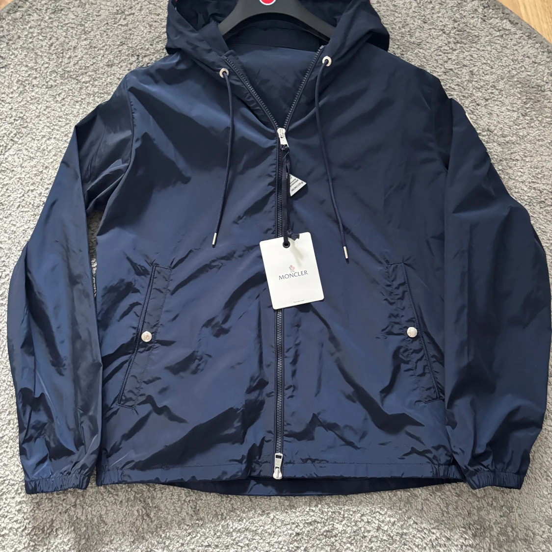 Mörkblå vindjacka från Moncler - 4