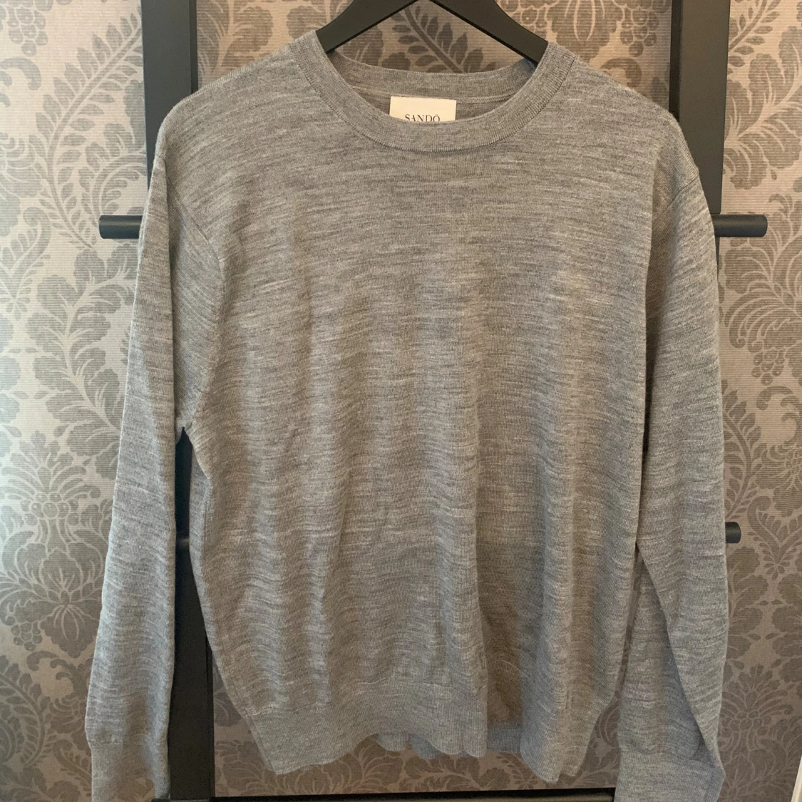 Grå merinoulltröja från Sandö