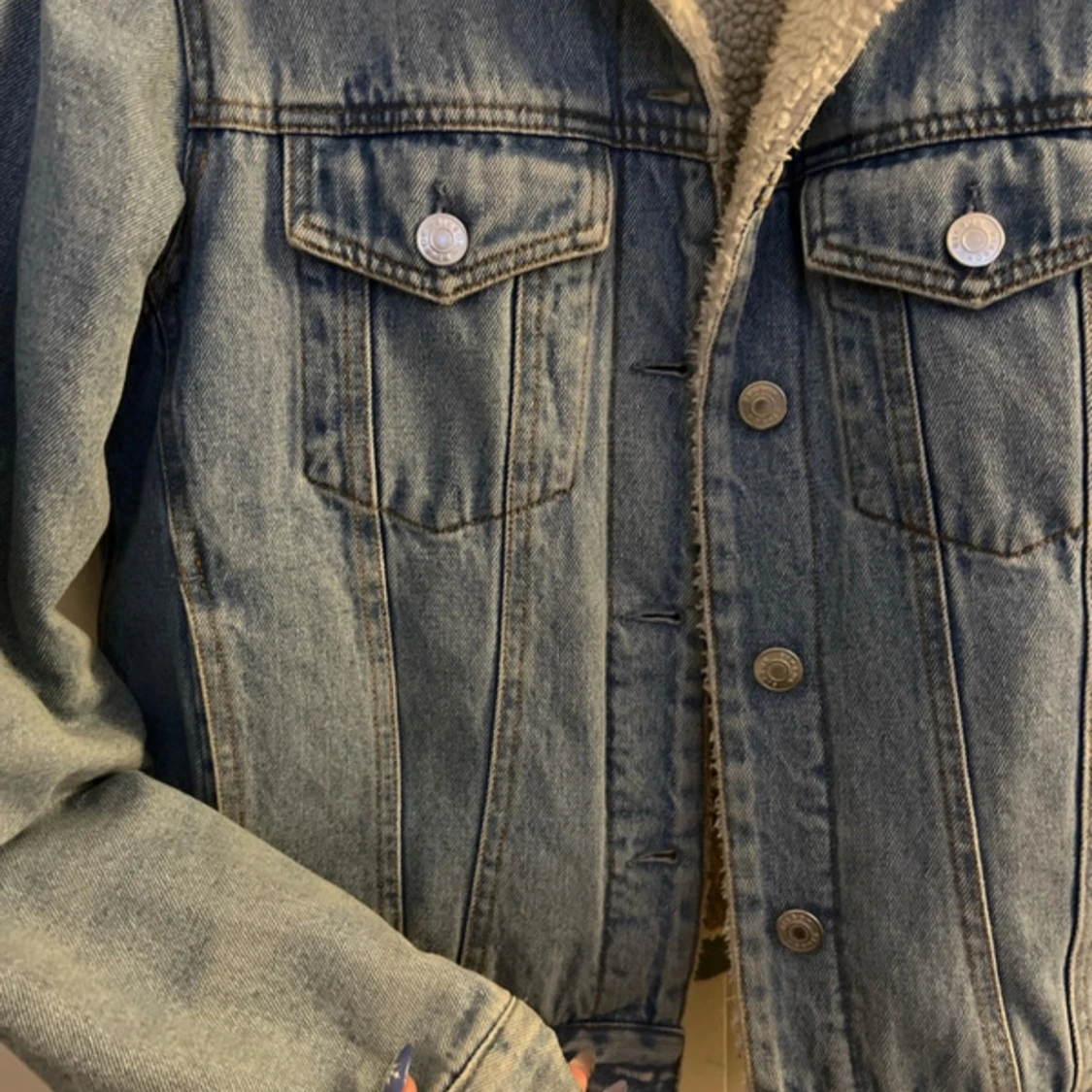 Blå jeansjacka med teddyfoder Bik Bok XS - 3