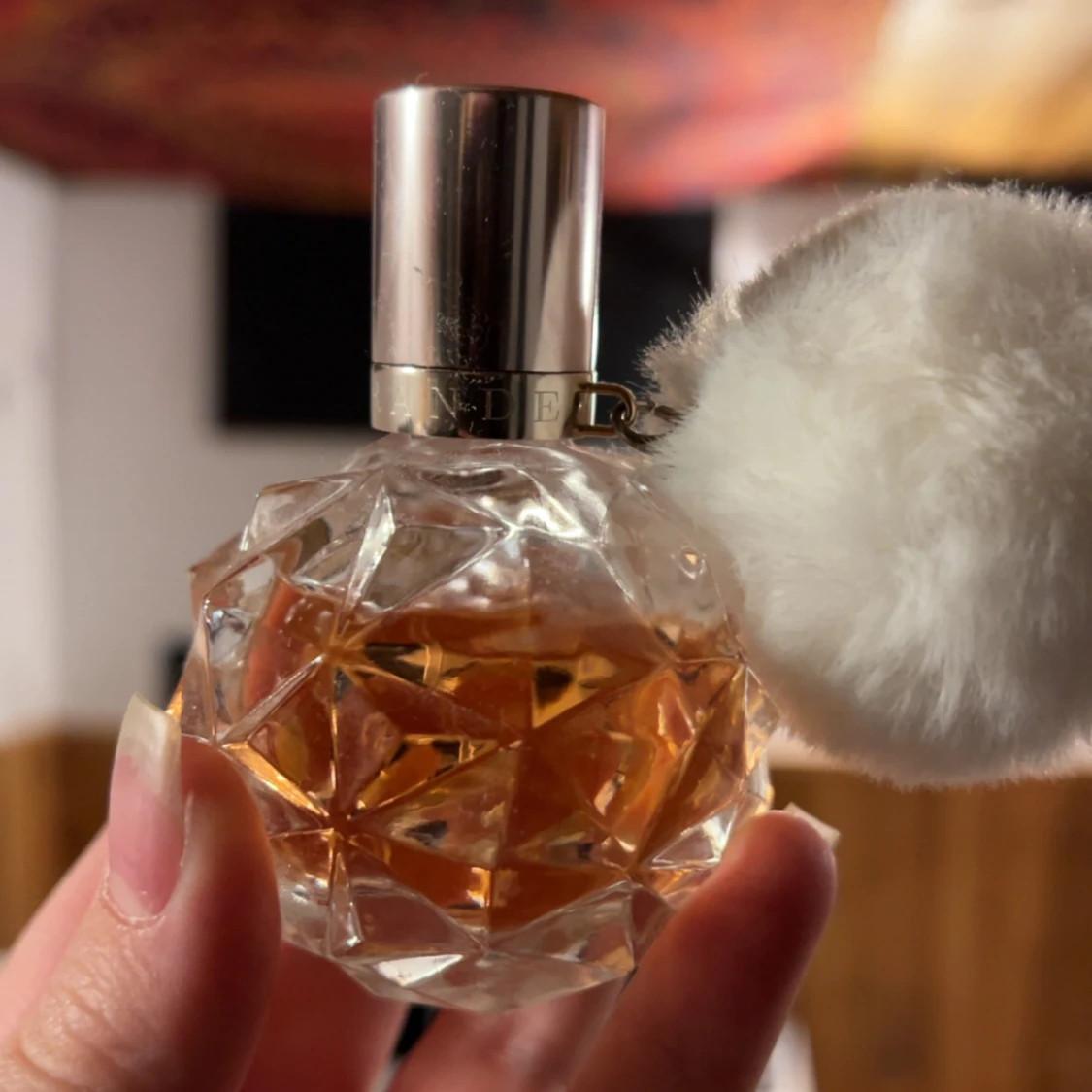 Ari by Ariana Grande parfym - 1