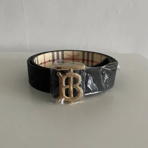 Burberry Bälte - Helt ny storlek 105cm. Dm för intresse 📲