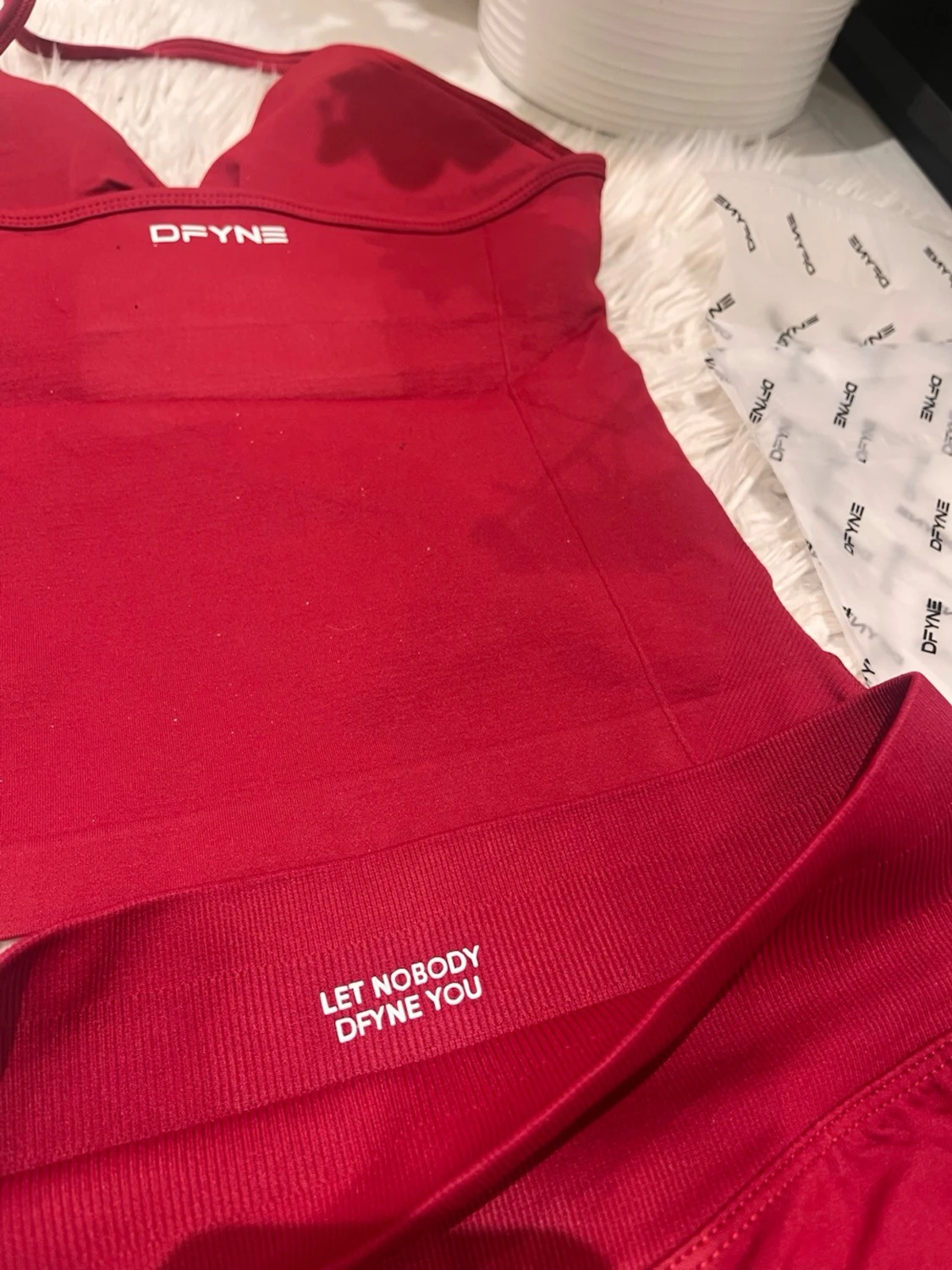 Rött seamless set från DYFNE - 5