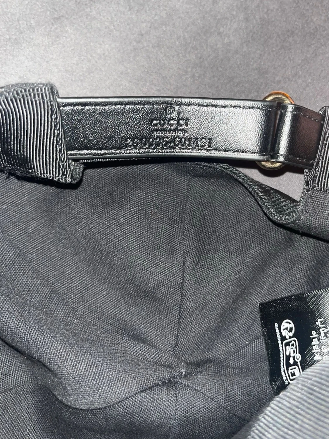 Svart keps från Gucci med GG-mönster - 3