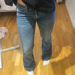 Lågmidjade jeans  - Lågmidjade jeans från Lindex som inte kommit till användning 🫶