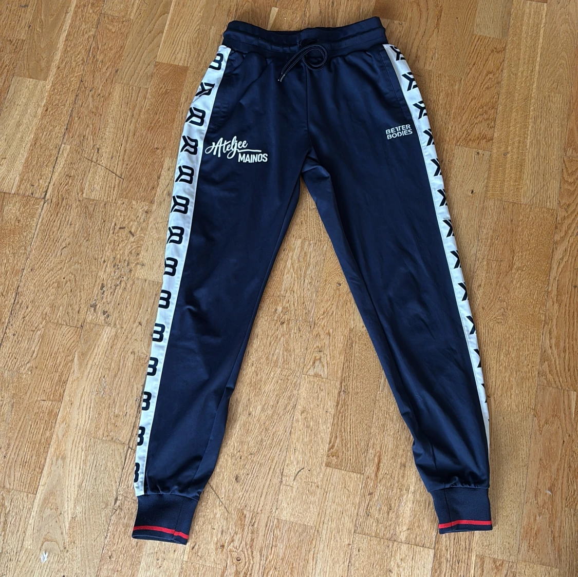 Blå träningsbyxor Better Bodies S