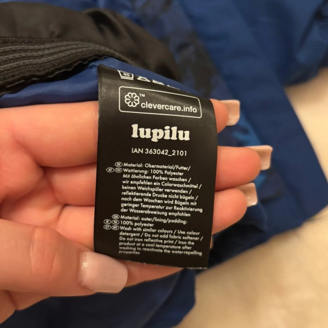 Blå vindjacka från Lupilu med huva/ kurtka  - 4