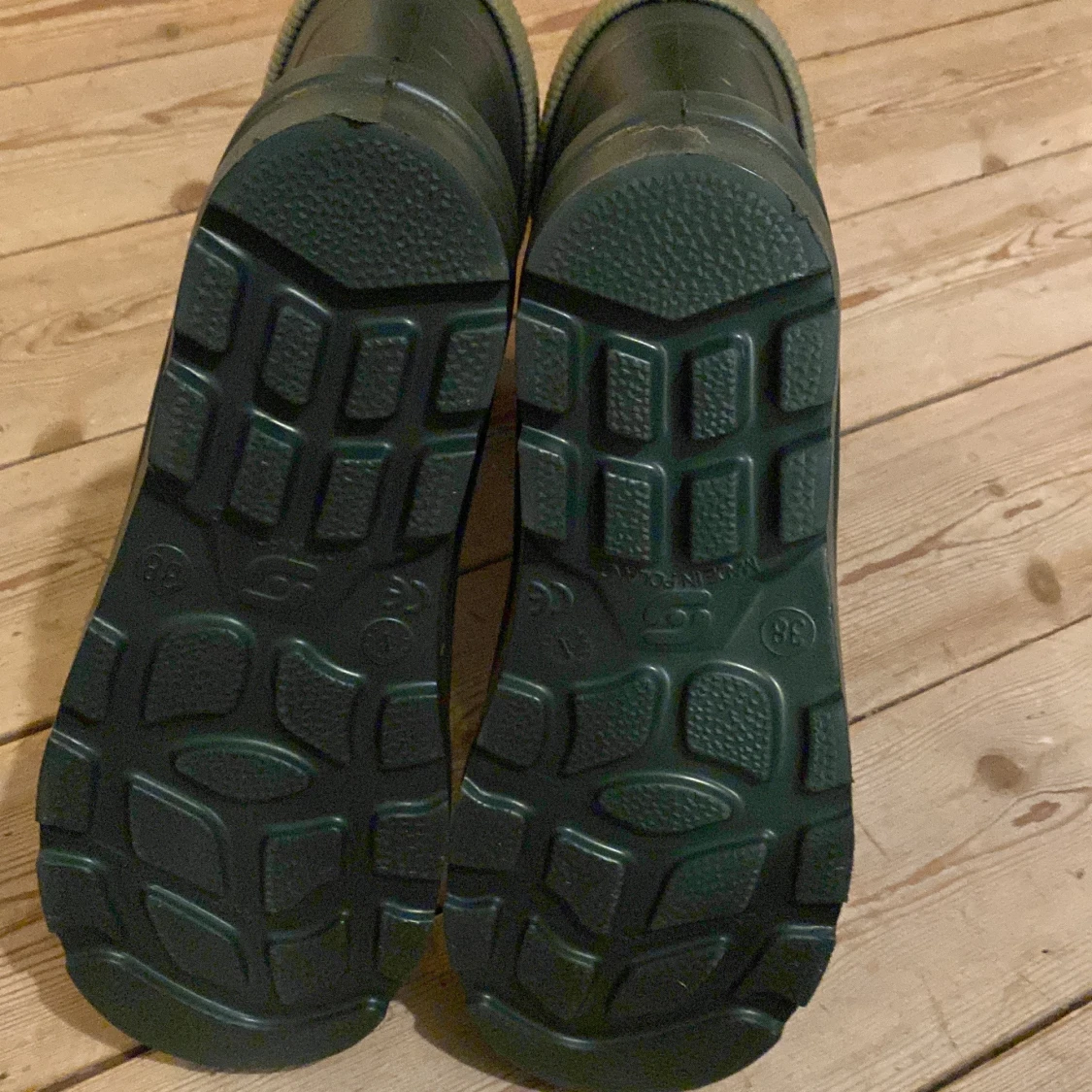 Mörkgröna stövlar från Camminare - 4