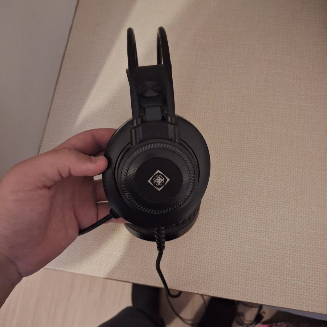 HP Omen Mindframe Gaming Headset - 1