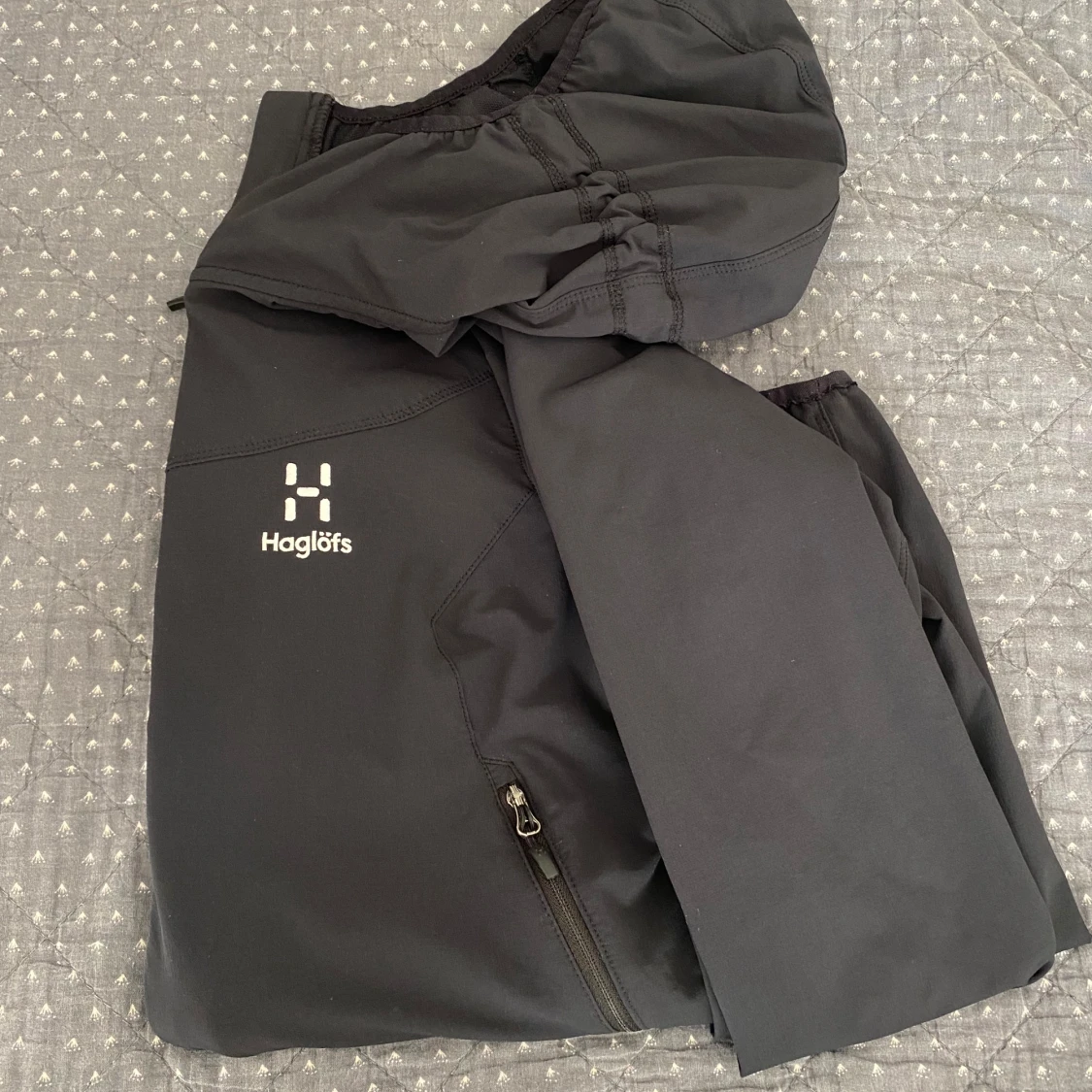 Svart Regn jacka från Haglöfs - 1