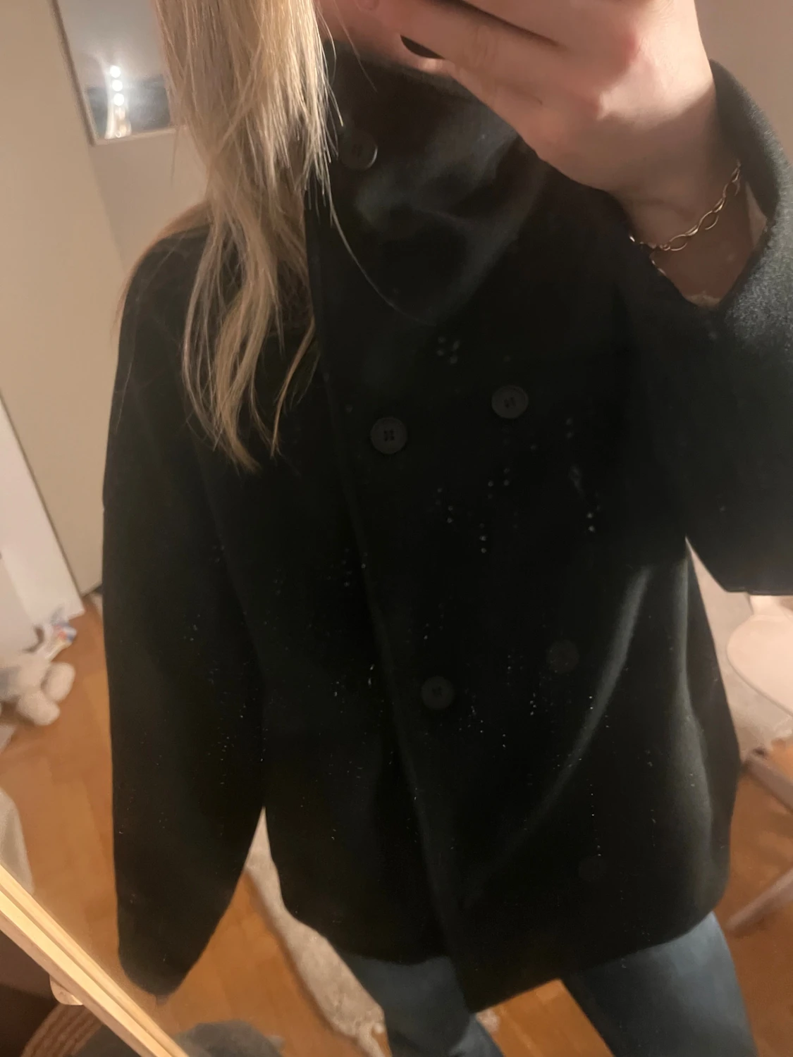 Svart skepparkavaj med bred krage - 3