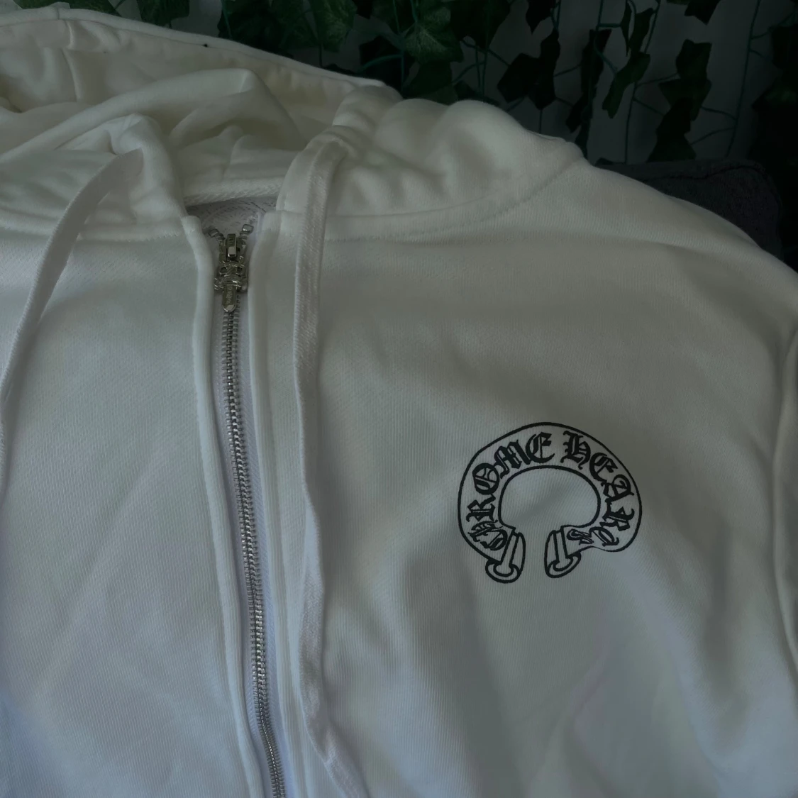 Vit hoodie från Chrome Hearts - 1