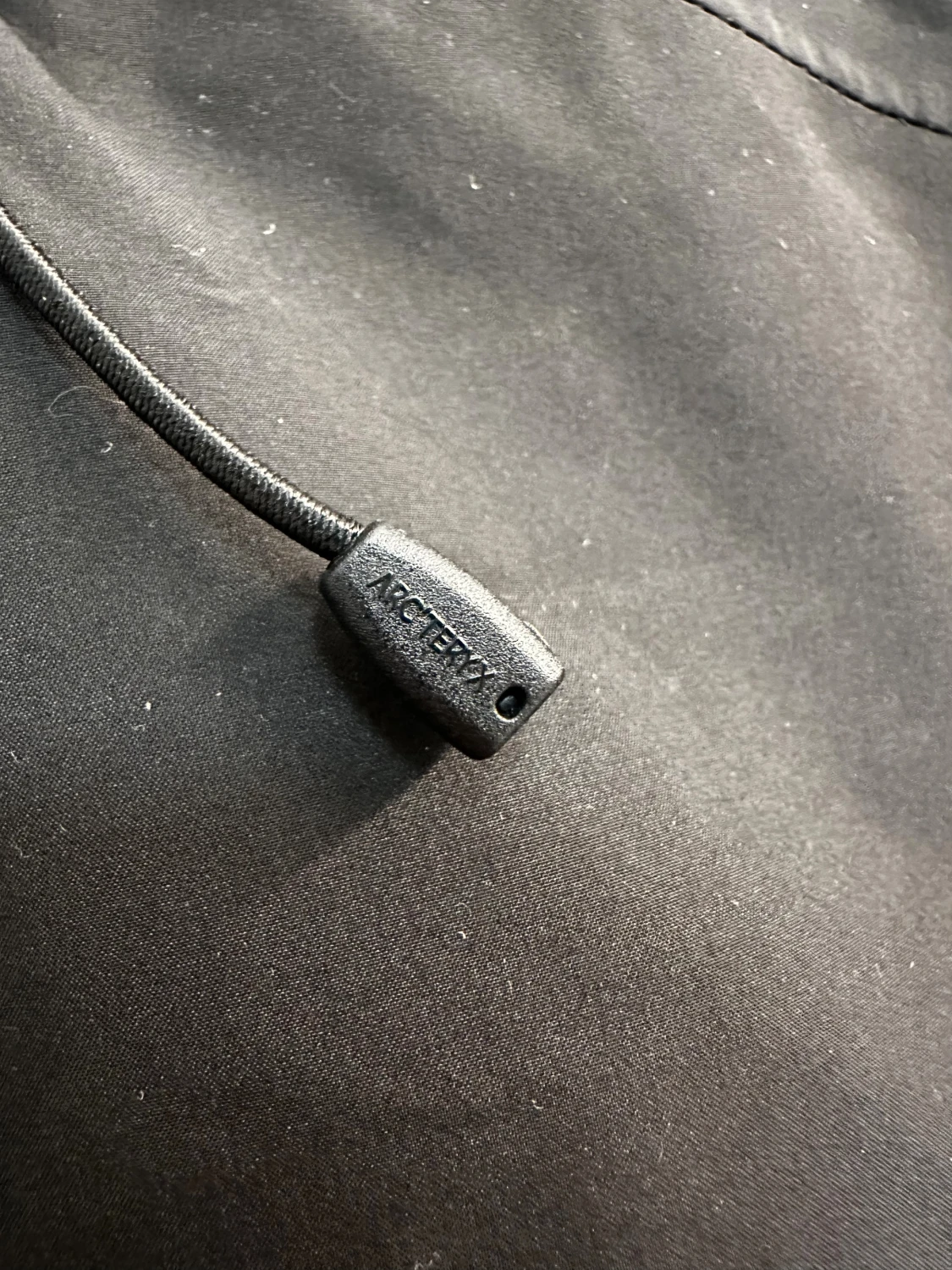 Svart Arc'teryx vindjacka Gore-Tex - 2