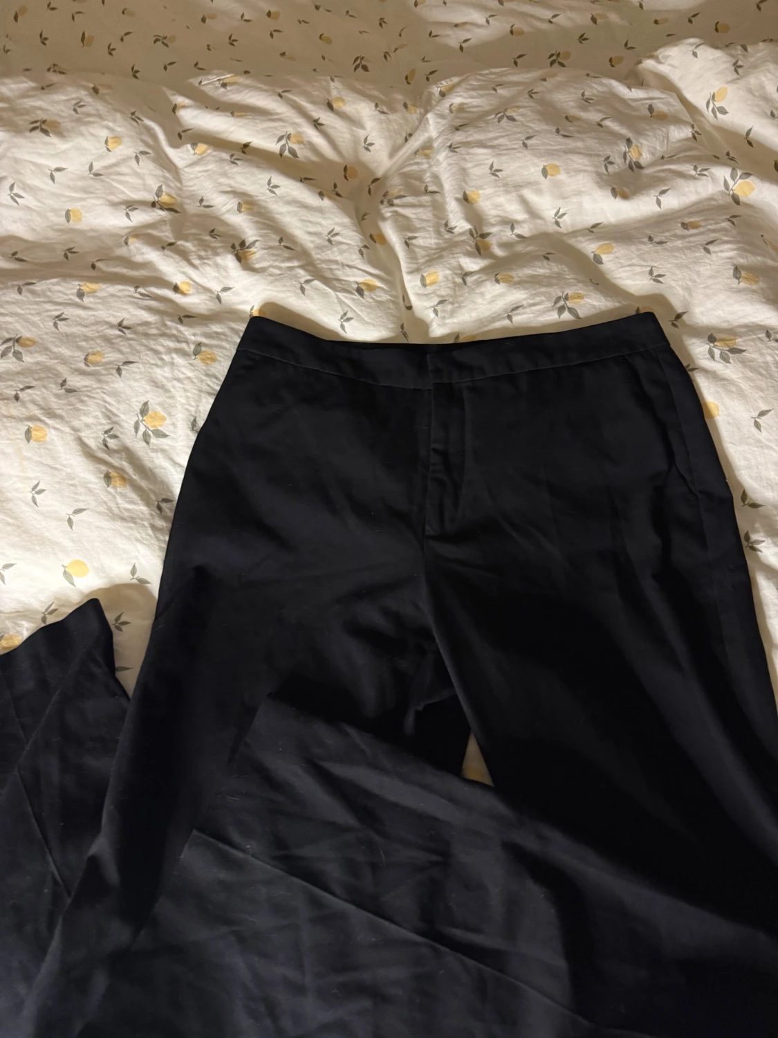 Svarta kostymbyxor från Zara - 1
