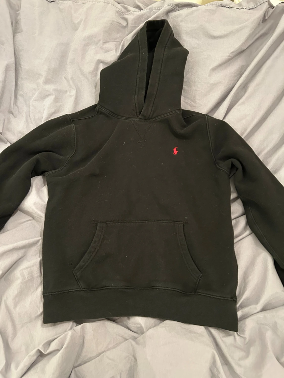 Svart hoodie från Polo Ralph Lauren