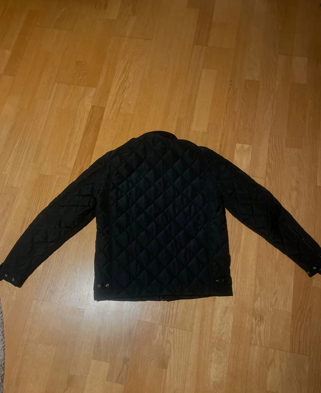 Svart quiltad jacka från Replay - 2