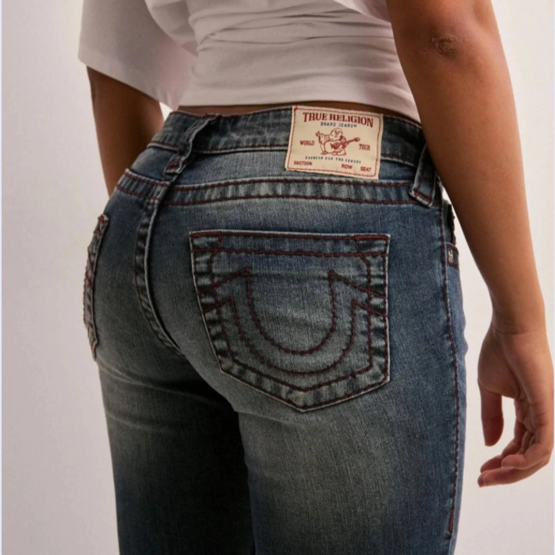 Blå bootcut jeans från True Religion - 90