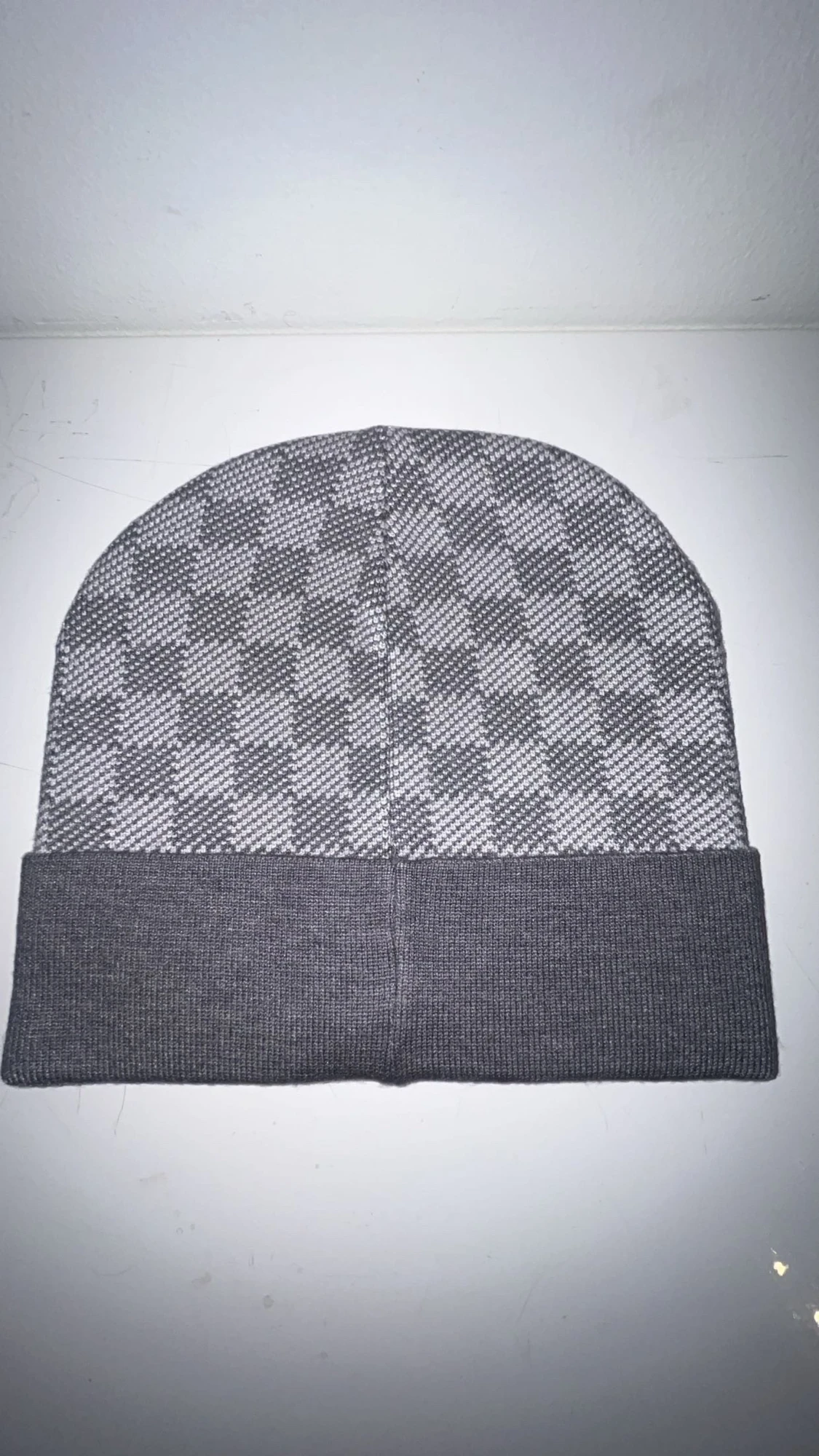 Grå rutig mössa med uppvik - 1