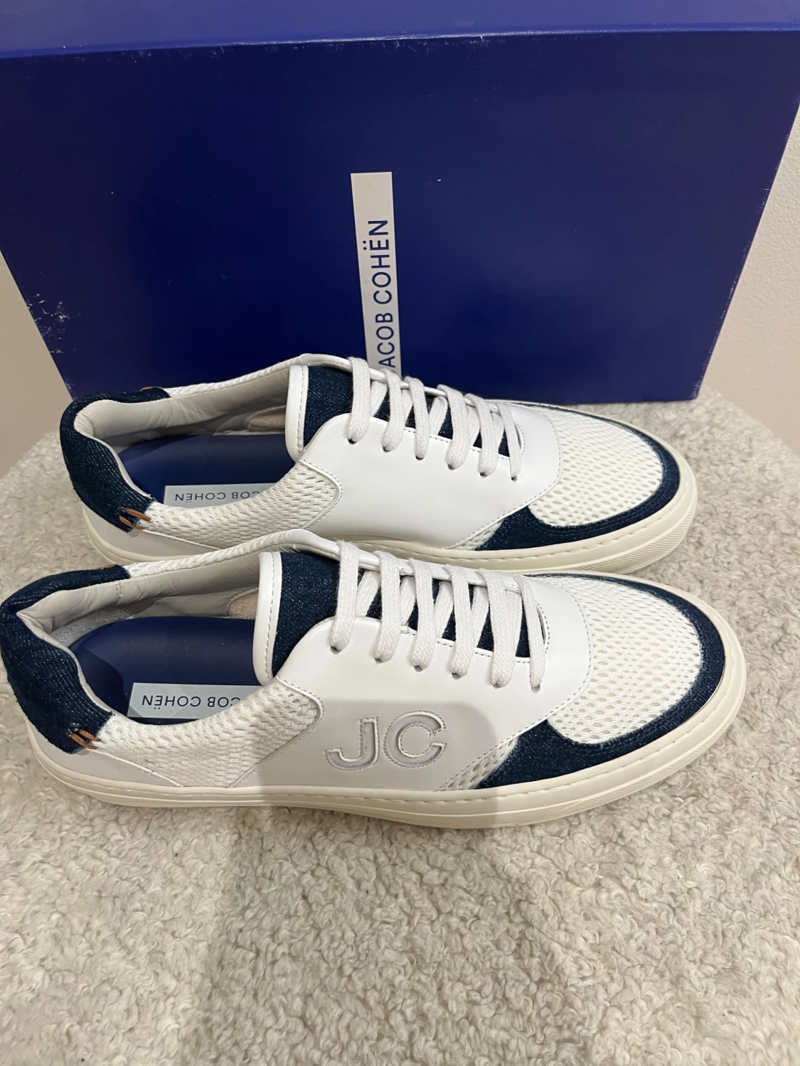 Jacob Cohen skor  - 4