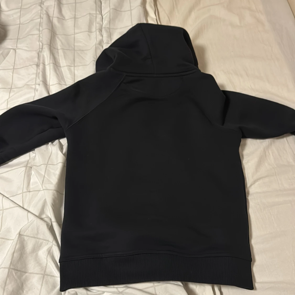 Svart hoodie från GANT med tryck - 2