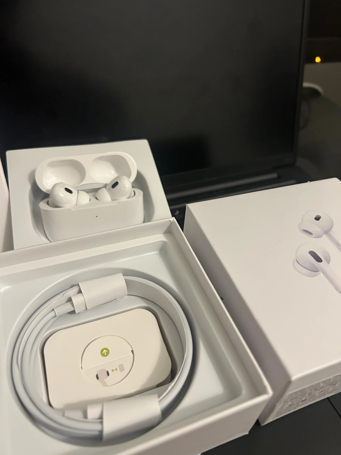 AirPods Pro - 1