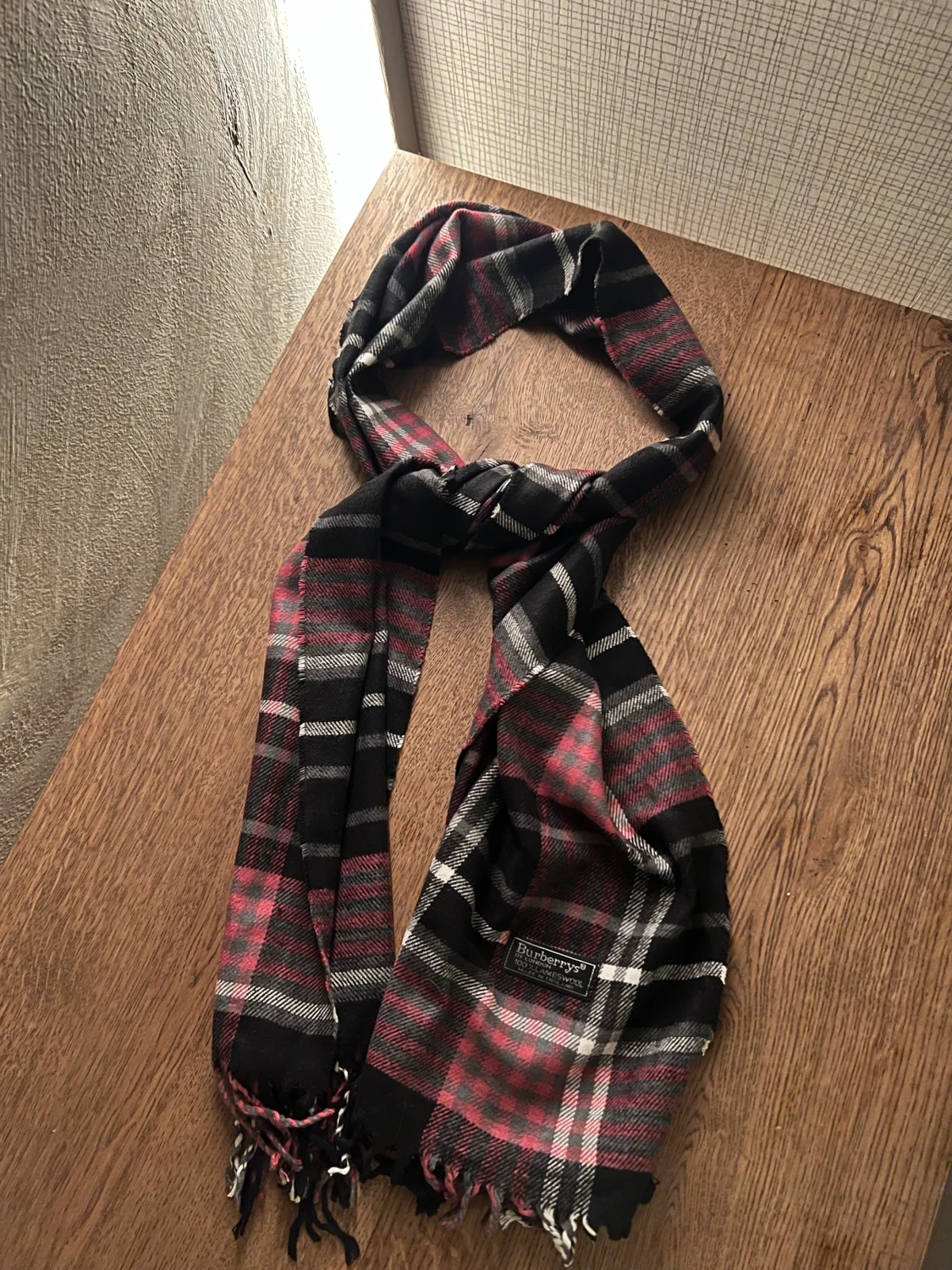 Rutig halsduk från Burberrys i ull - 1