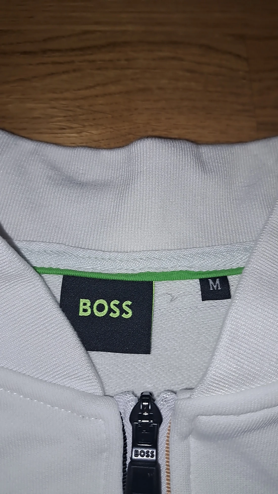 Vit zip hoodie o byxor(dress) från BOSS, storlek M - 2