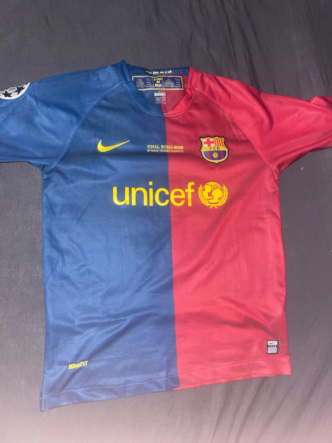 Perfekta julklappen! Barcelona Messi #10 – Handla hos TröjCentrum