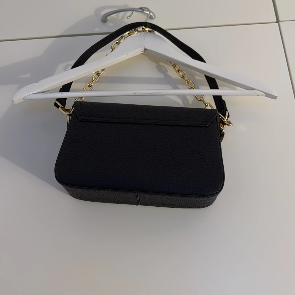 Svart axelväska från Michael Kors - 1