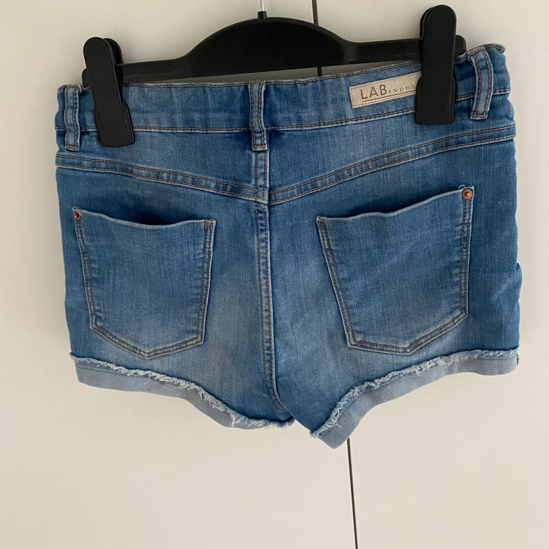 Blå jeansshorts  - 1