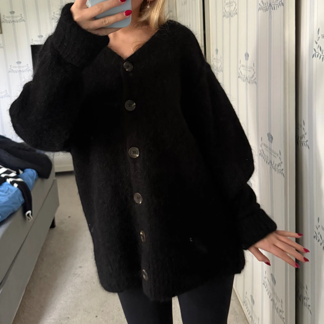 Svart mohairkofta från H&M 