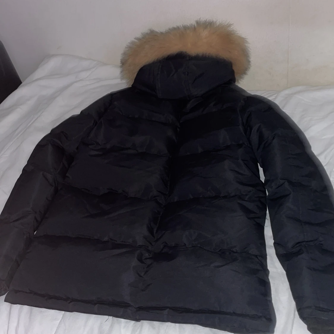 Svart pufferjacka från Zavetti Canada - 3
