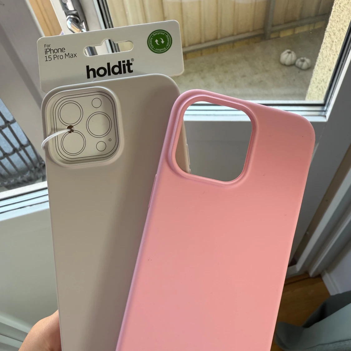 Holdit Silikonskal för iPhone 15 Pro Max
